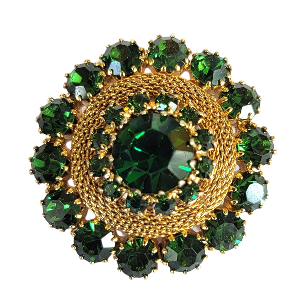 Vintage Signed WEISS Emerald Rhinestone Brooch 1950s Filigree Dome Gold Tone